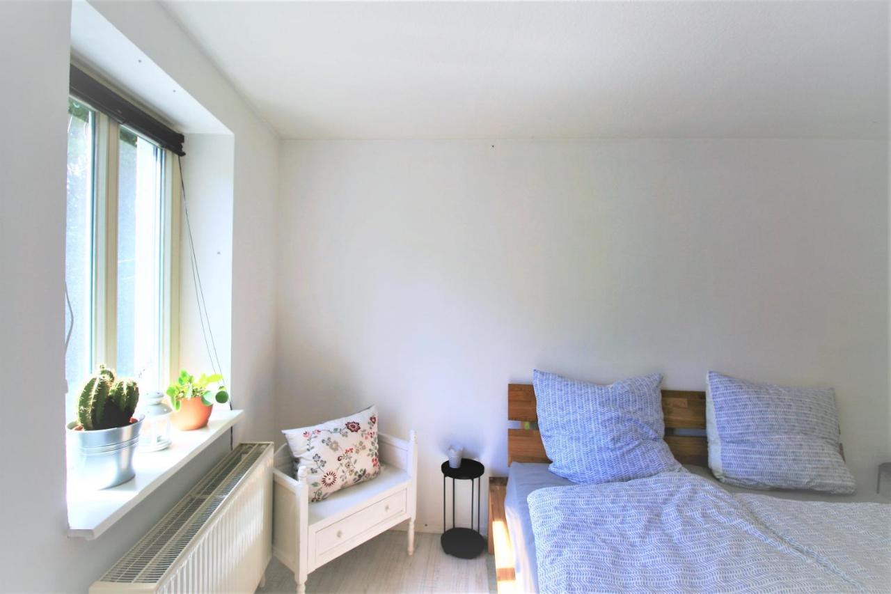Zentrale Ferienwohnung „Treibholz“ Im Sonnenblumenhaus Flensburg Luaran gambar