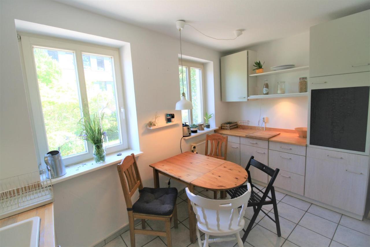 Zentrale Ferienwohnung „Treibholz“ Im Sonnenblumenhaus Flensburg Luaran gambar